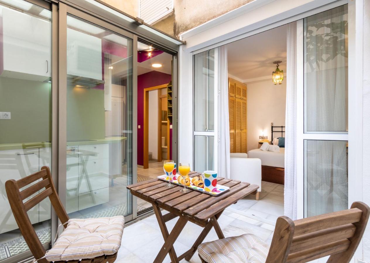 Апартаменты Goles Courtyard With Parking By Valcambre Севилья Экстерьер фото